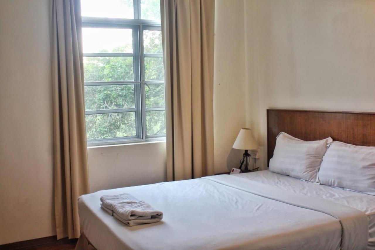 Tiara Labuan Hotel מראה חיצוני תמונה