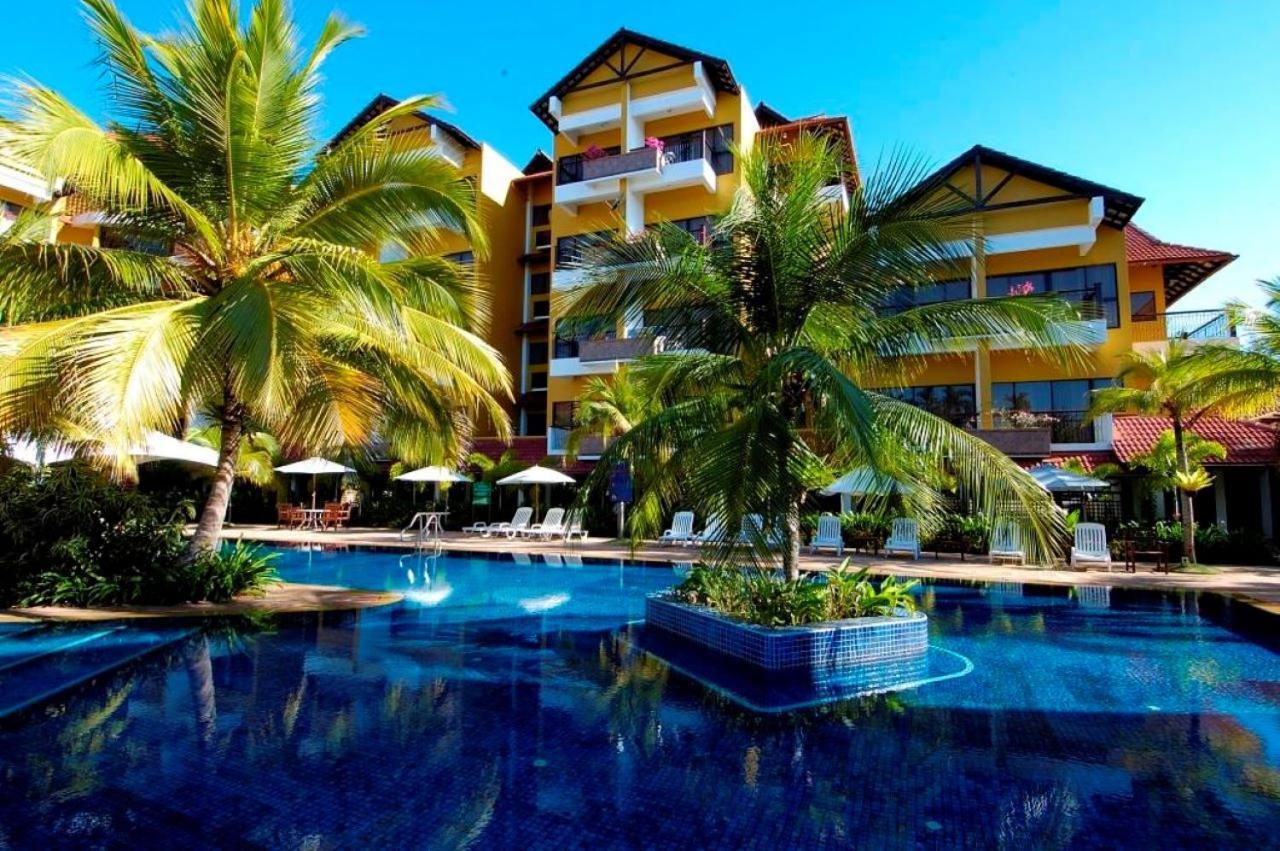 Tiara Labuan Hotel מראה חיצוני תמונה